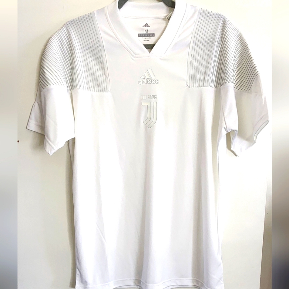 Adidas Juventus Jersey - Men's Size Medium